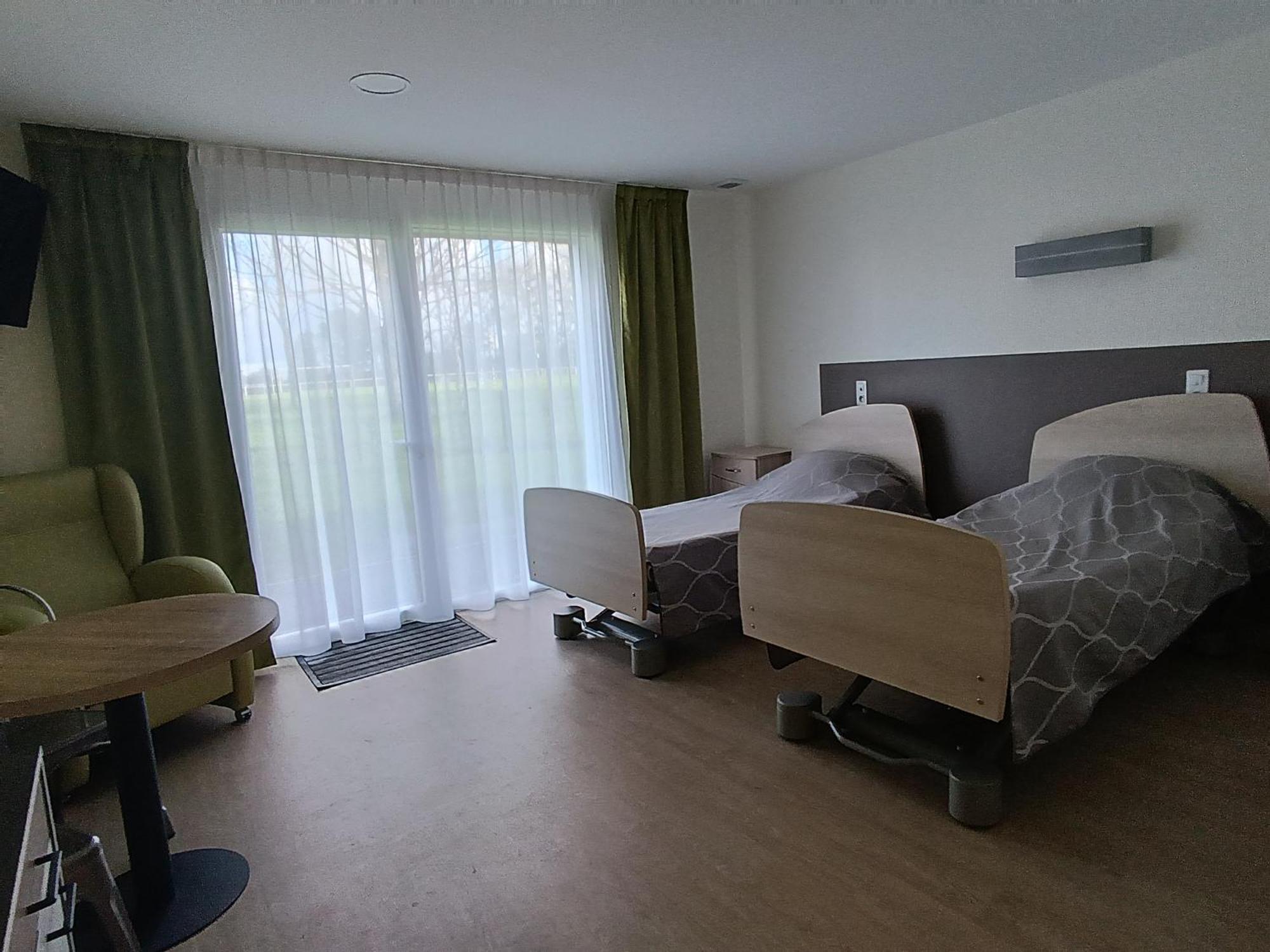 Relais Les Rives Du Lac Coulonges-sur-Sarthe 外观 照片
